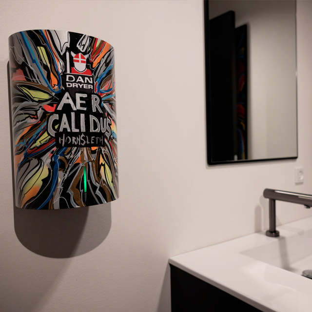 BJÖRK håndtørrer, valgfri RAL CLASSIC